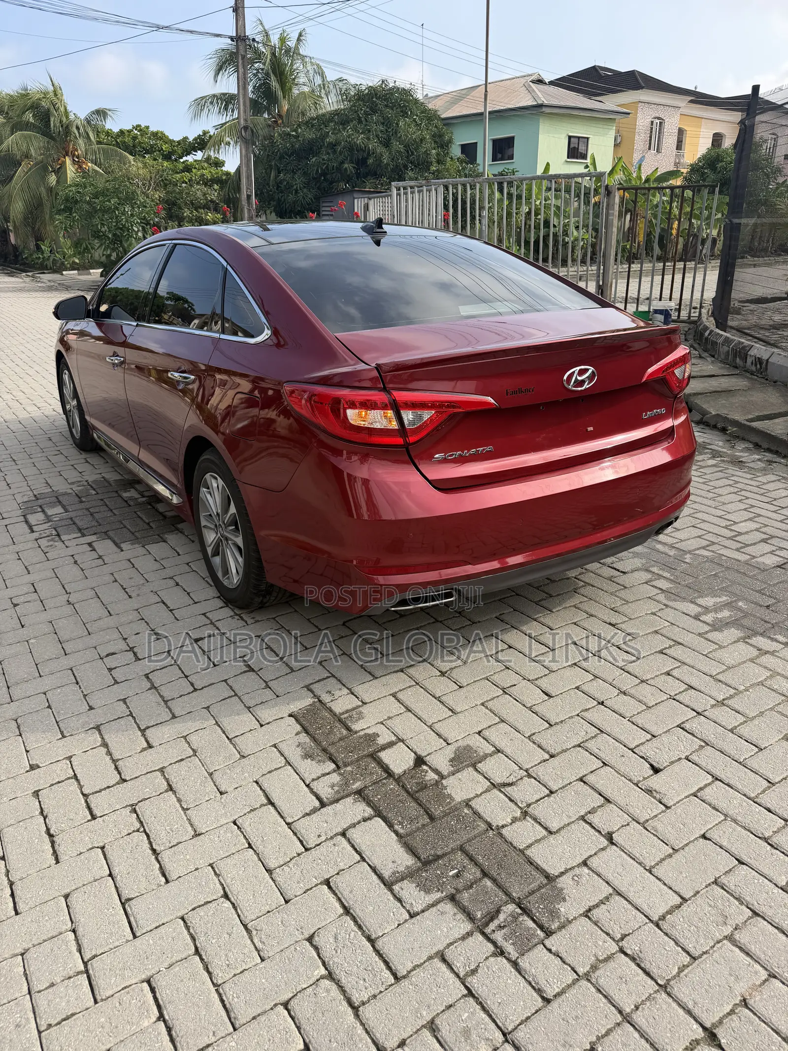 Hyundai Sonata Limited Sedan FWD (2.4L 4cyl 6A) 2016 Burgundy