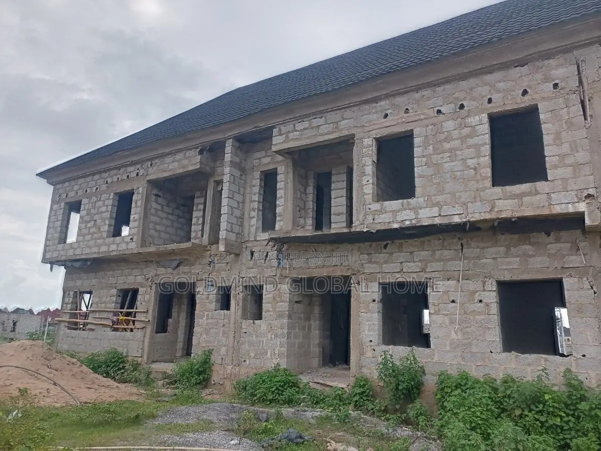 2bdrm Duplex in Lugbe District. for sale