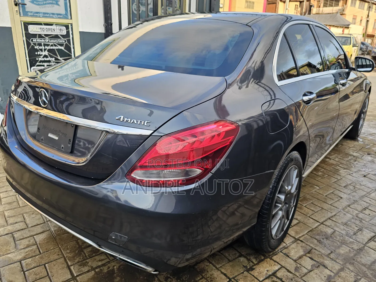 Mercedes-Benz C300 2016 Gray
