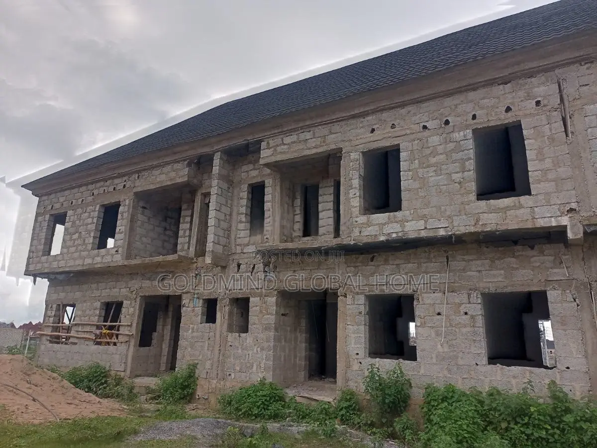 3bdrm Duplex in Lugbe District. for sale