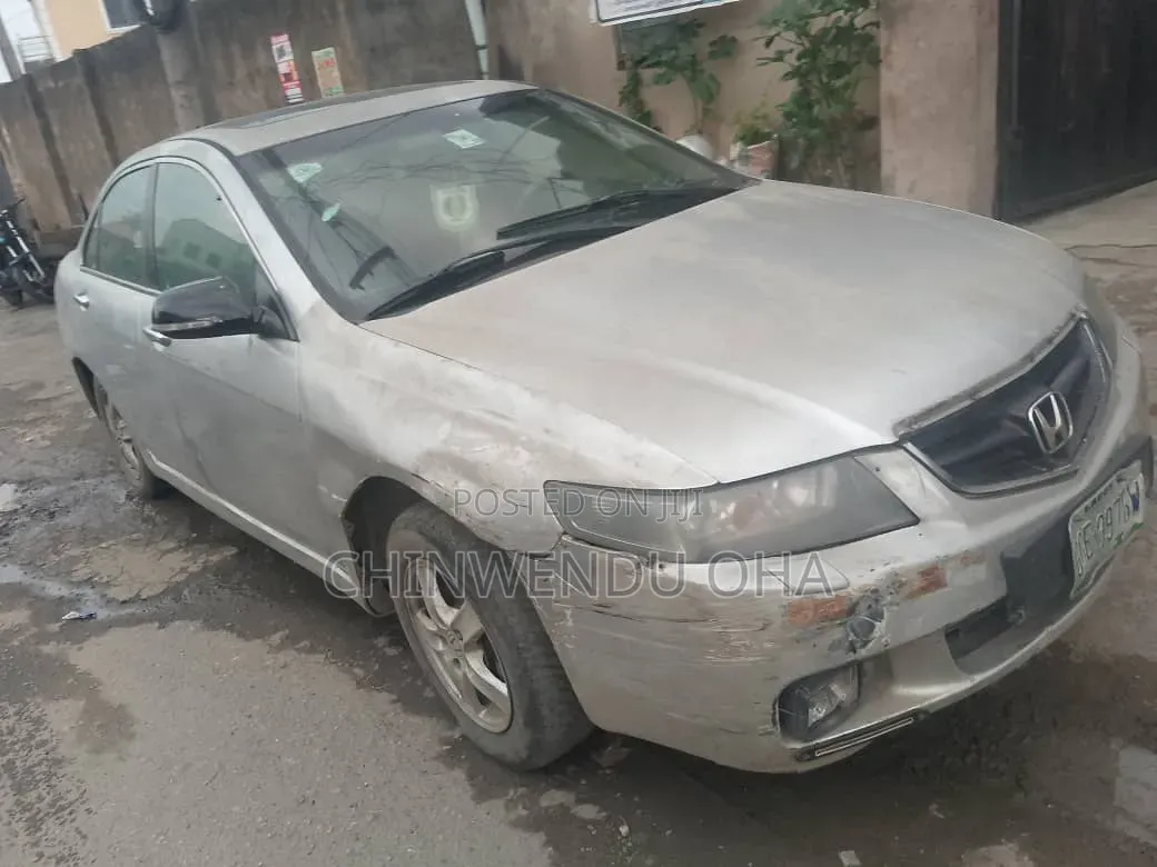 Honda Accord 2006 Silver