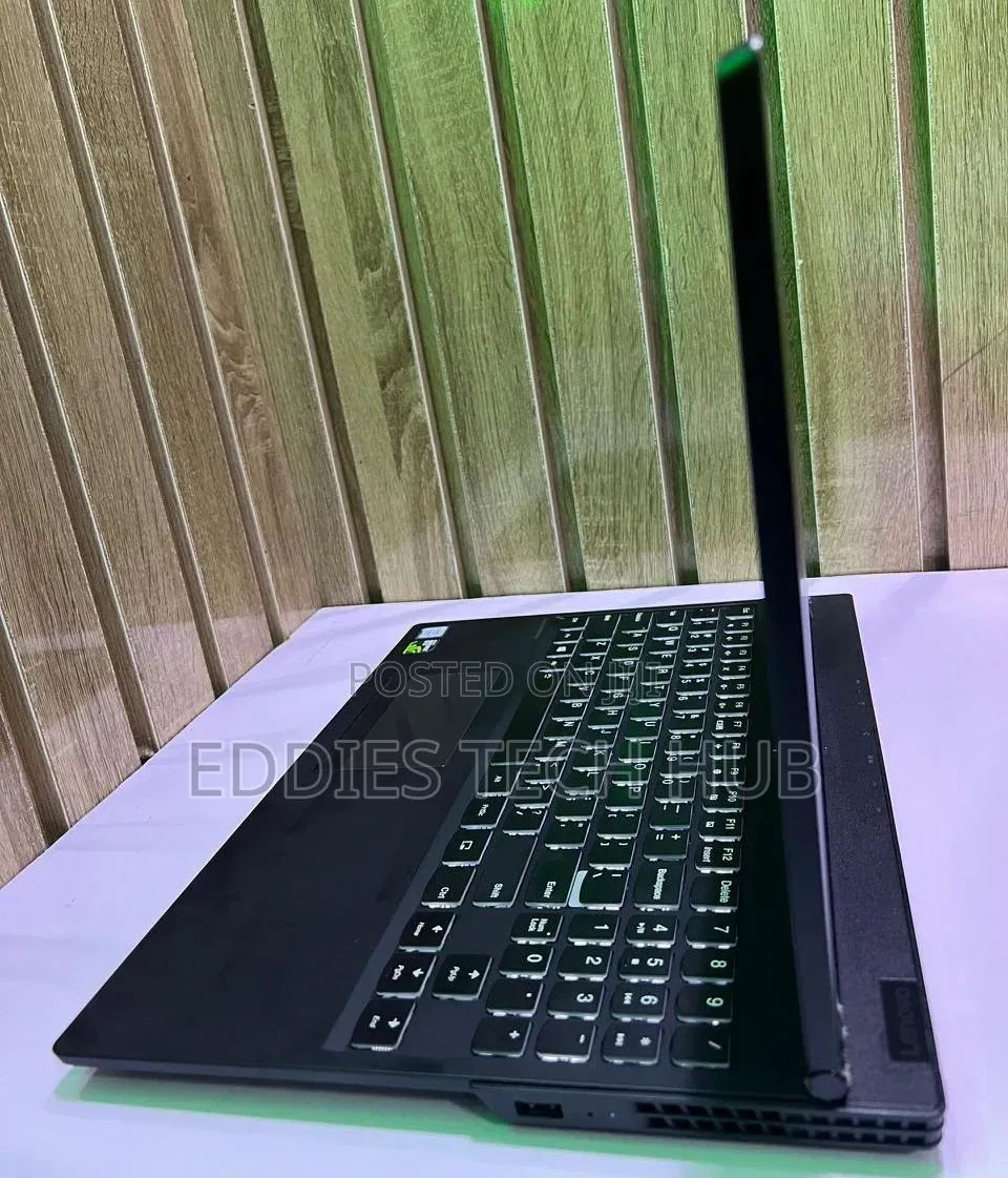 Laptop Lenovo Legion Y530 16GB Intel Core i7 SSD 512GB