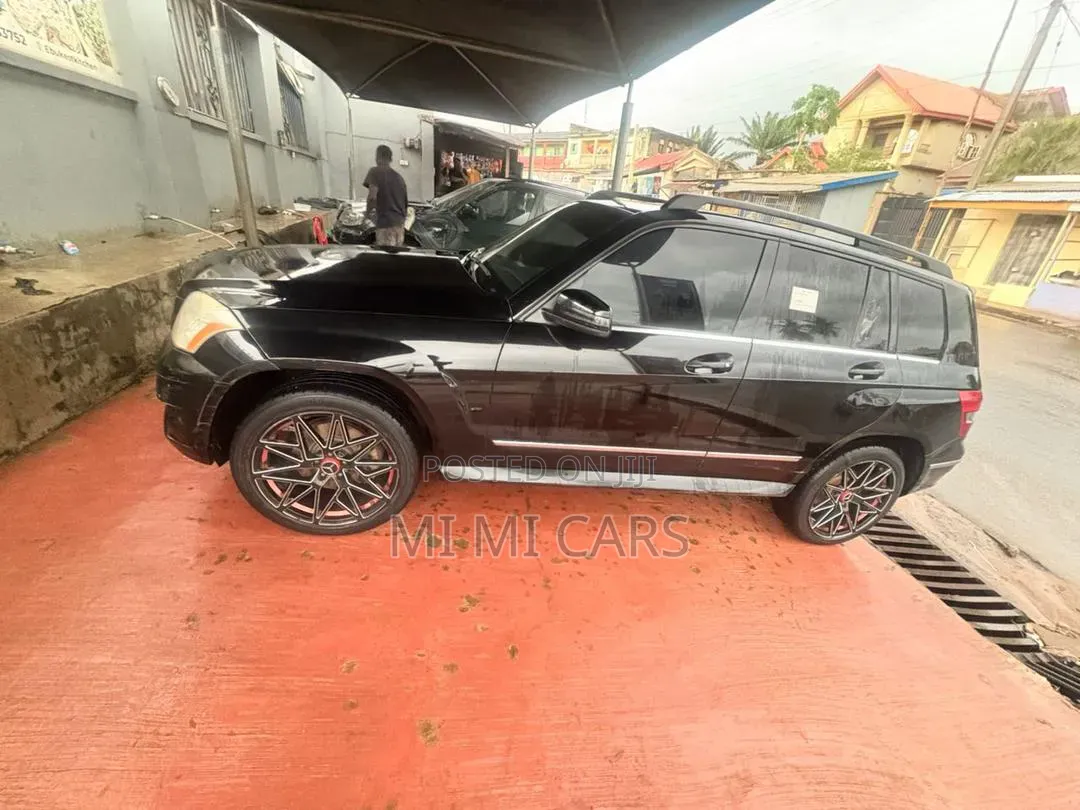 Mercedes-Benz GLK-Class 2011 Black