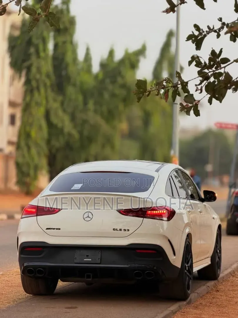 Mercedes-Benz GLE-Class 2023 White