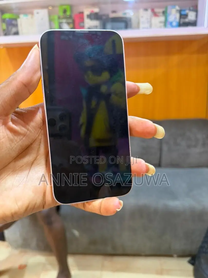 Apple iPhone 13 256 GB Pink