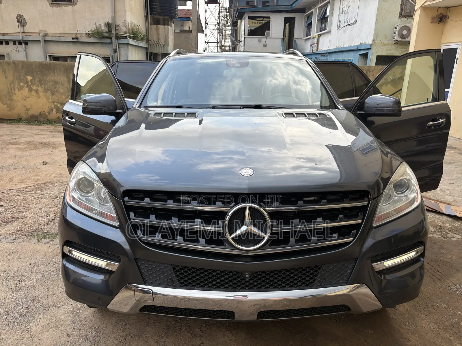 Mercedes-Benz M Class ML350 4MATIC 4dr SUV AWD (3.5L 6cyl 7A) 2015 Gray