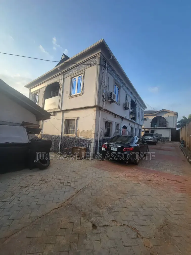 Mini Flat in Ayobo for rent