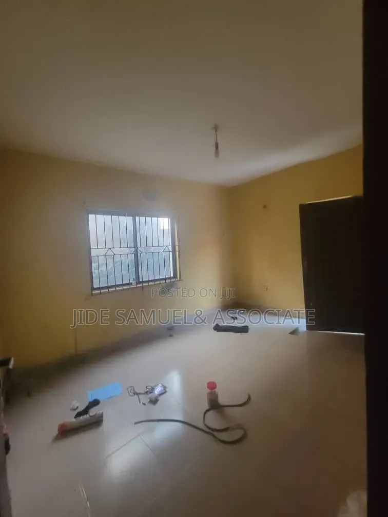 Mini Flat in Ayobo for rent