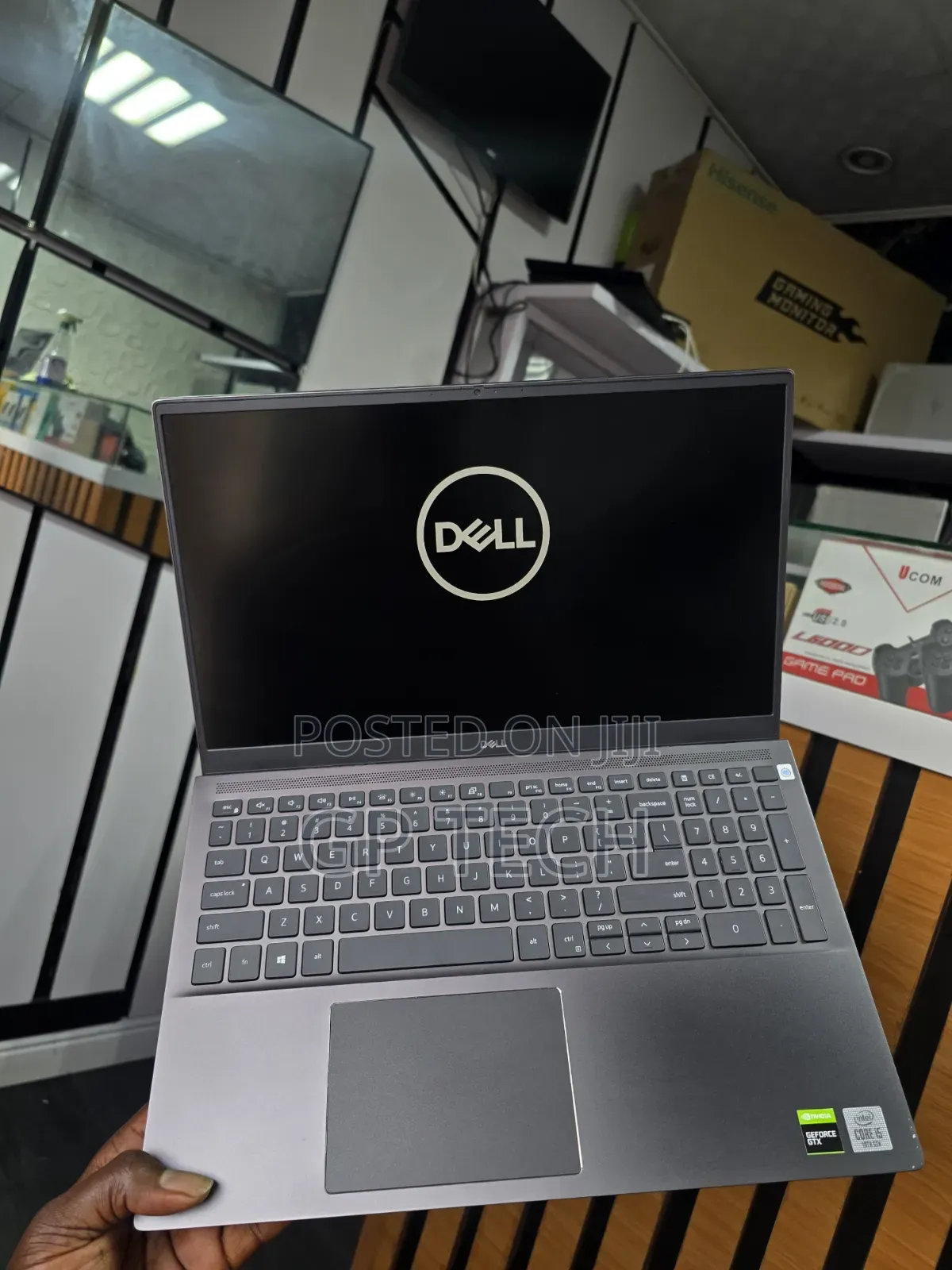 Laptop Dell Vostro 15 5590 16GB Intel Core i5 SSD 256GB