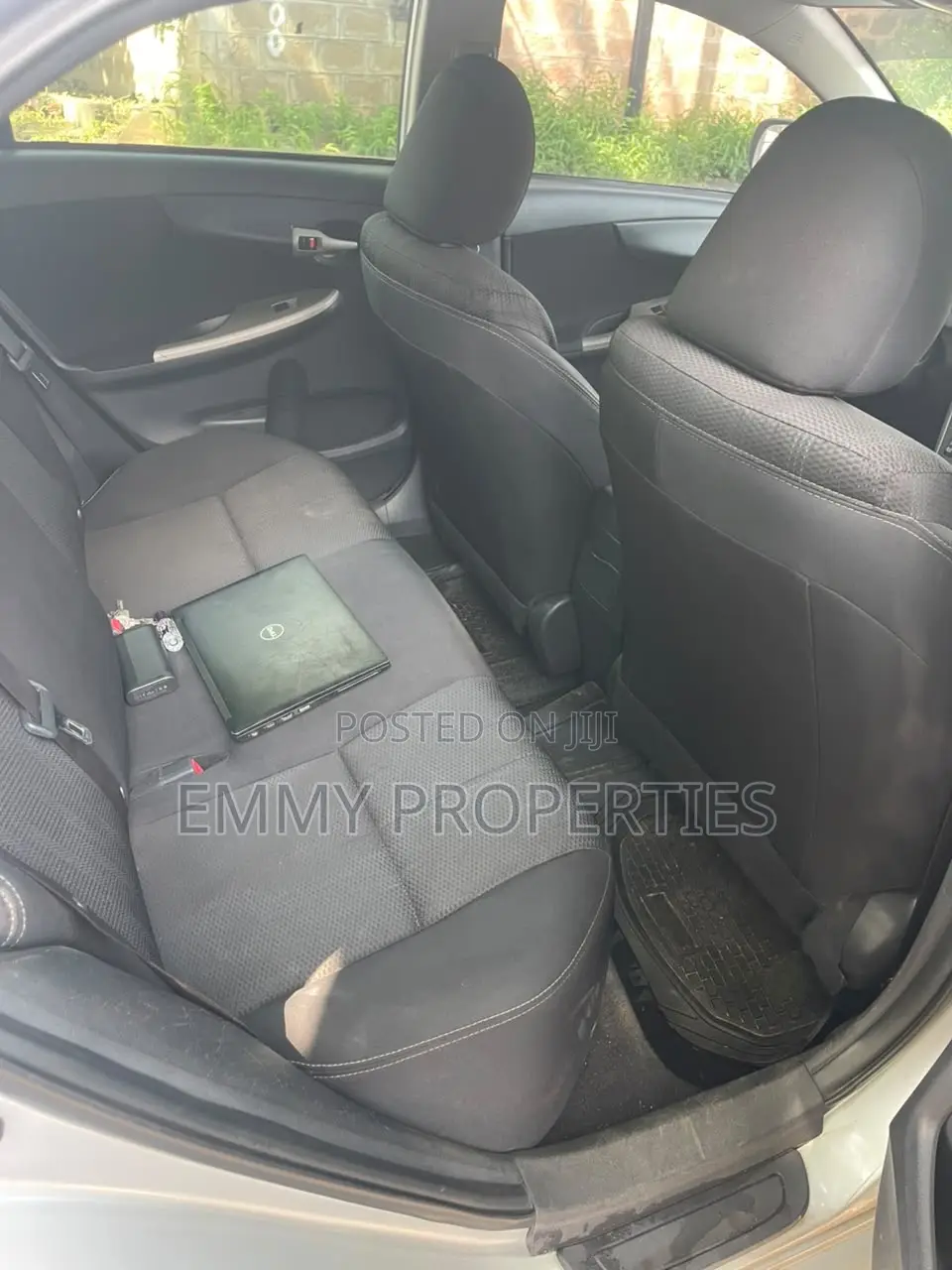 Toyota Corolla S Special Edition 4dr Sedan (1.8L 4cyl 4A) 2013 Silver
