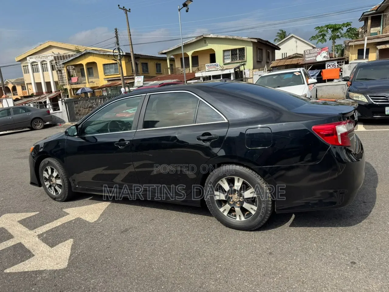 Toyota Camry 2013 Black