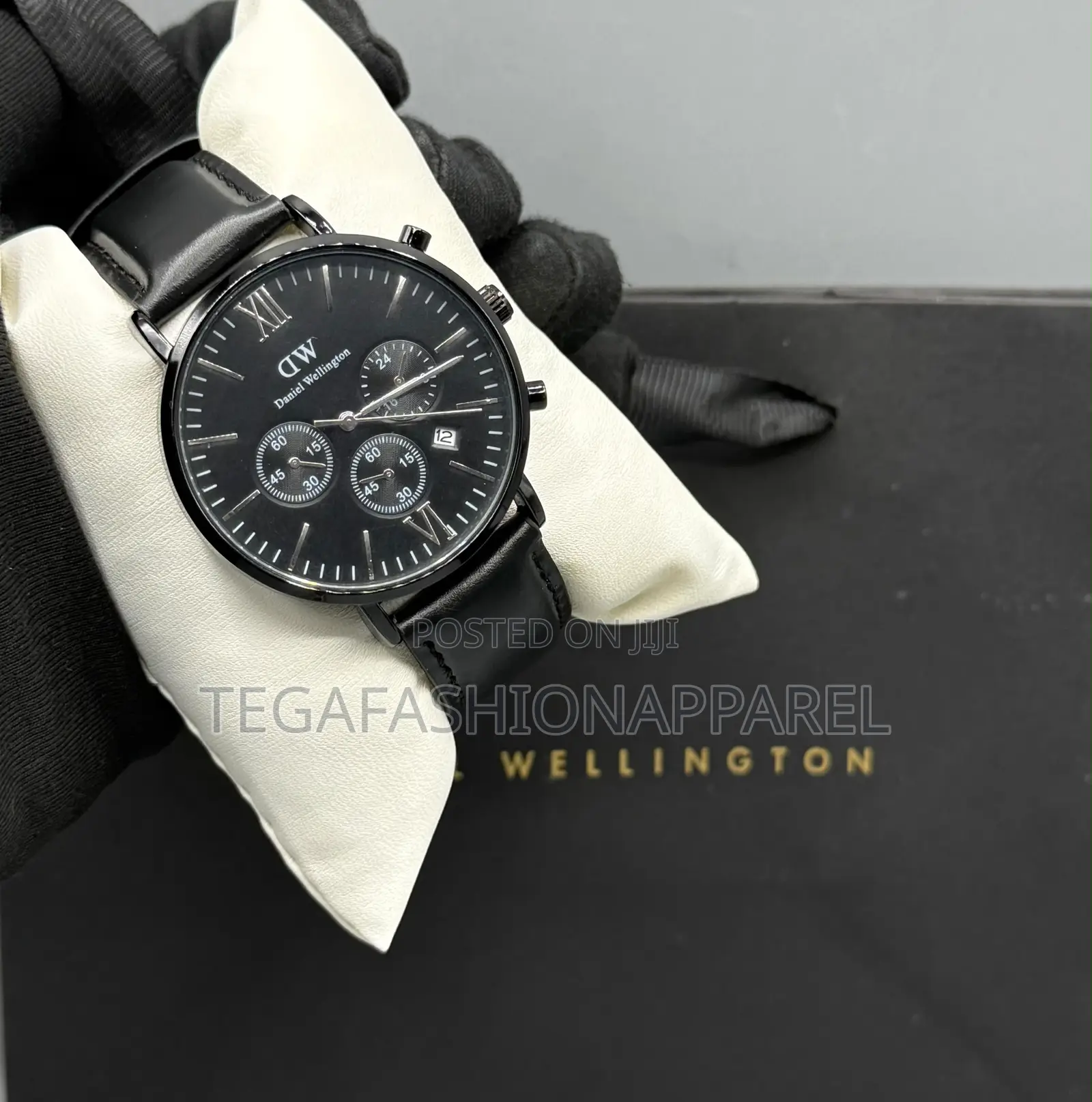 Daniel Wellington Chronographs Leather Watch
