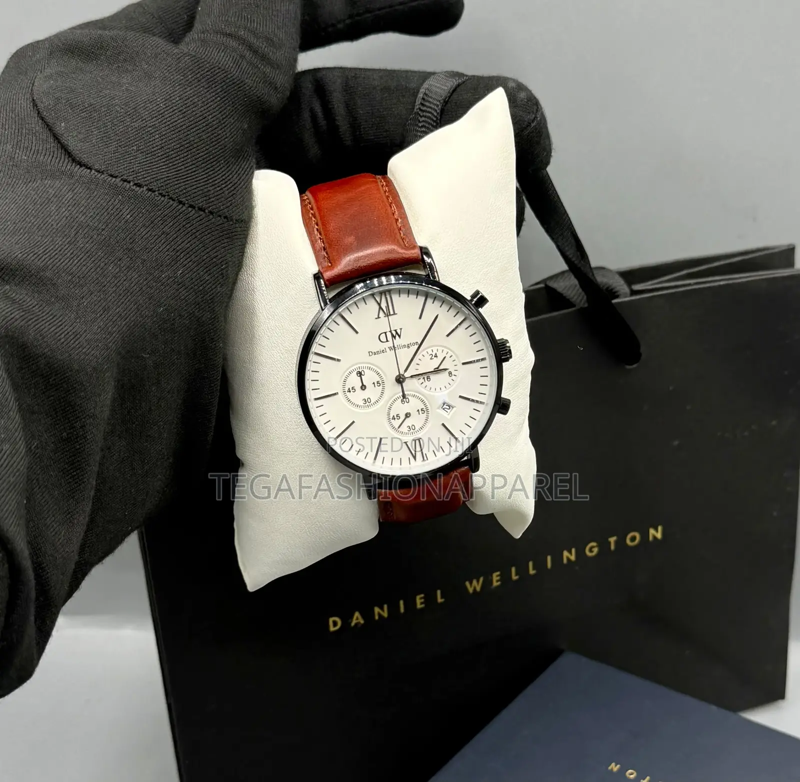 Daniel Wellington Chronographs Leather Watch
