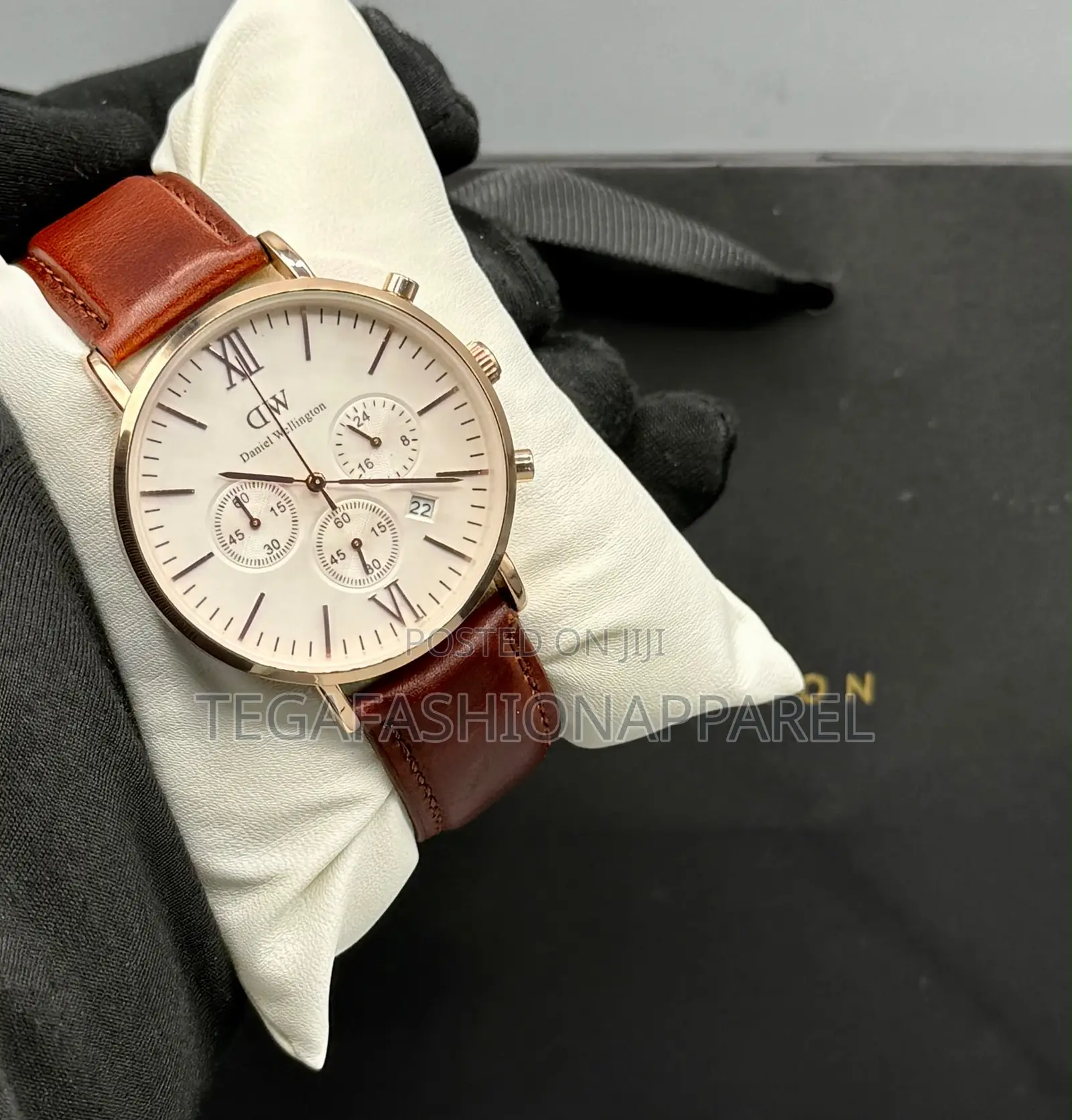 Daniel Wellington Chronographs Leather Watch