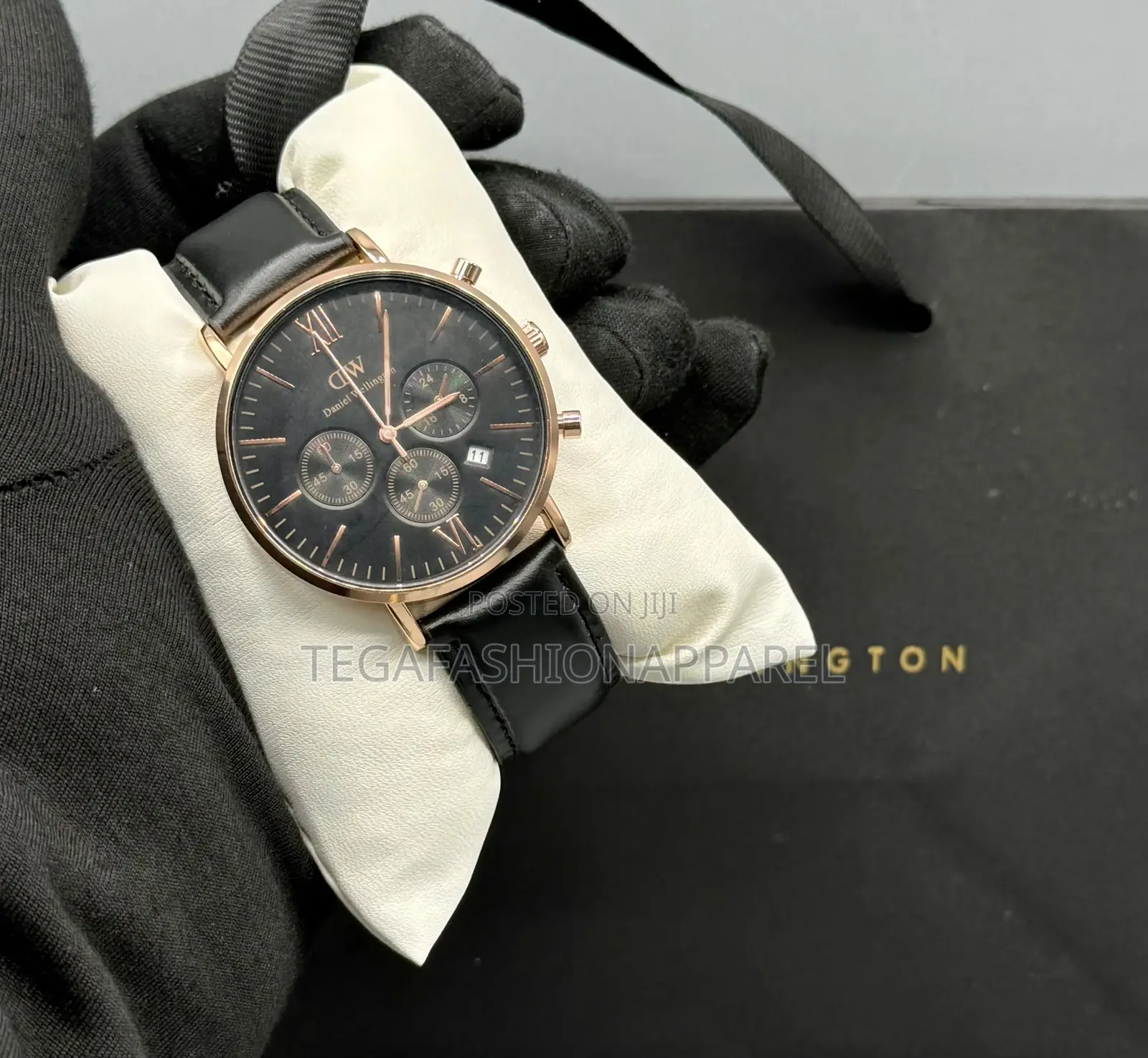 Daniel Wellington Chronographs Leather Watch