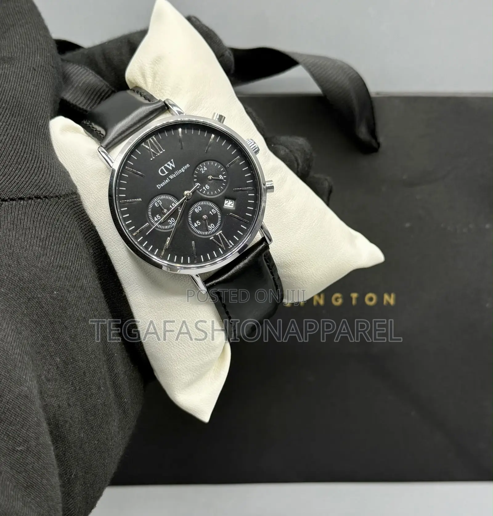 Daniel Wellington Chronographs Leather Watch