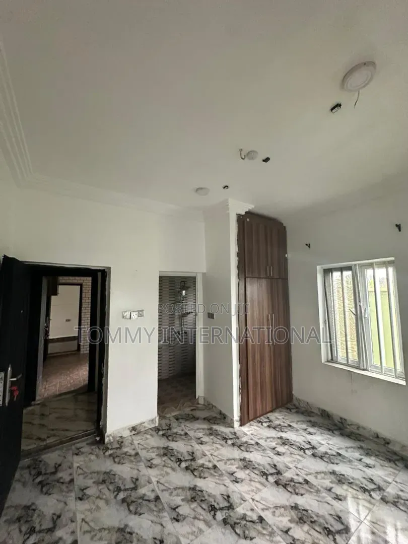 2bdrm Block of Flats in Port-Harcourt for sale