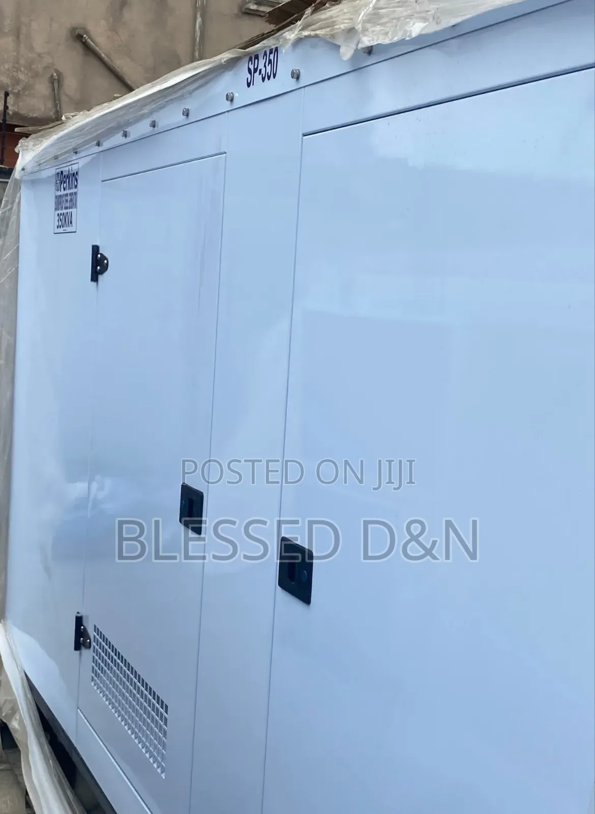 Heavy-Duty 350kva Perkins Soundproof Generator