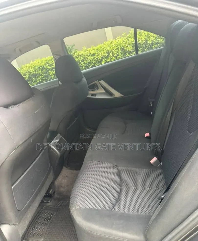 Toyota Camry 2010 Gray