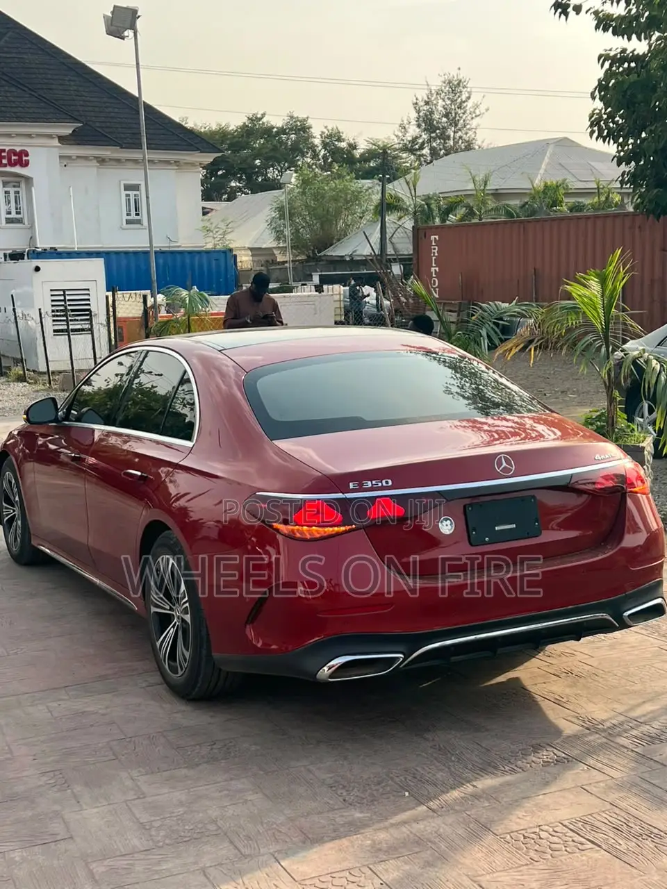 Mercedes-Benz E350 2025 Red