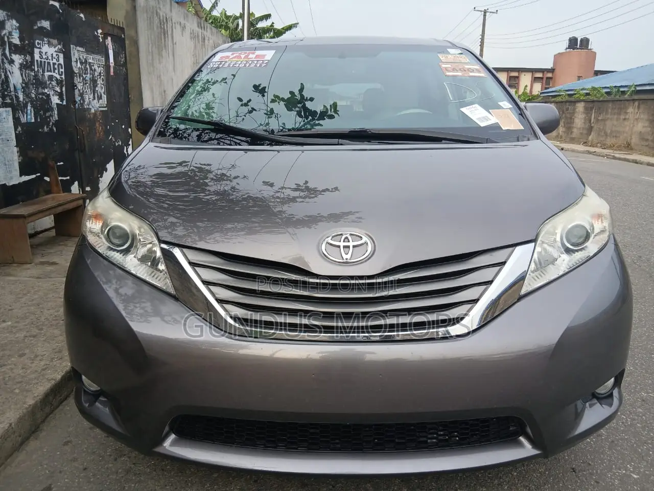 Toyota Sienna Limited 7 Passenger 2011 Gray