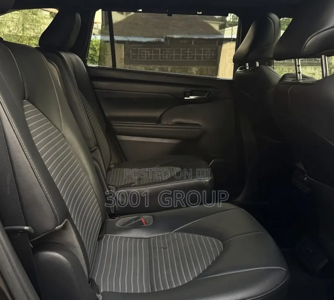 Toyota Highlander 2022 Black