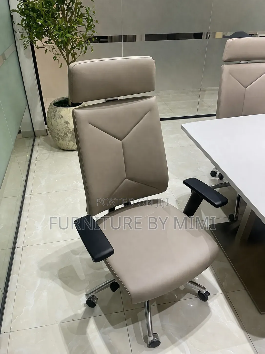 Premium V6 High-Back Executive Office Chair – Brand New