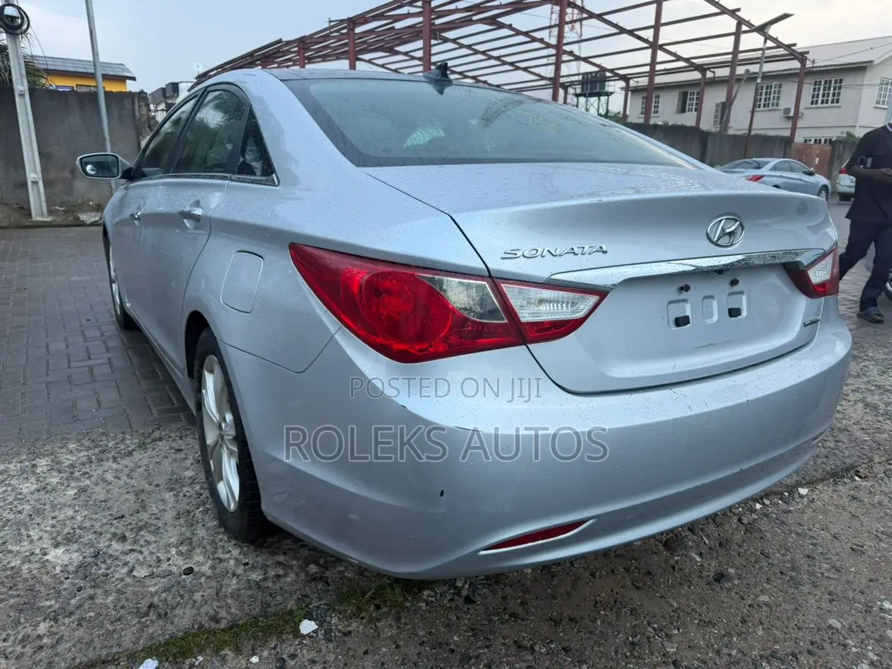Hyundai Sonata Limited Sedan FWD (2.4L 4cyl 6A) 2012 Silver