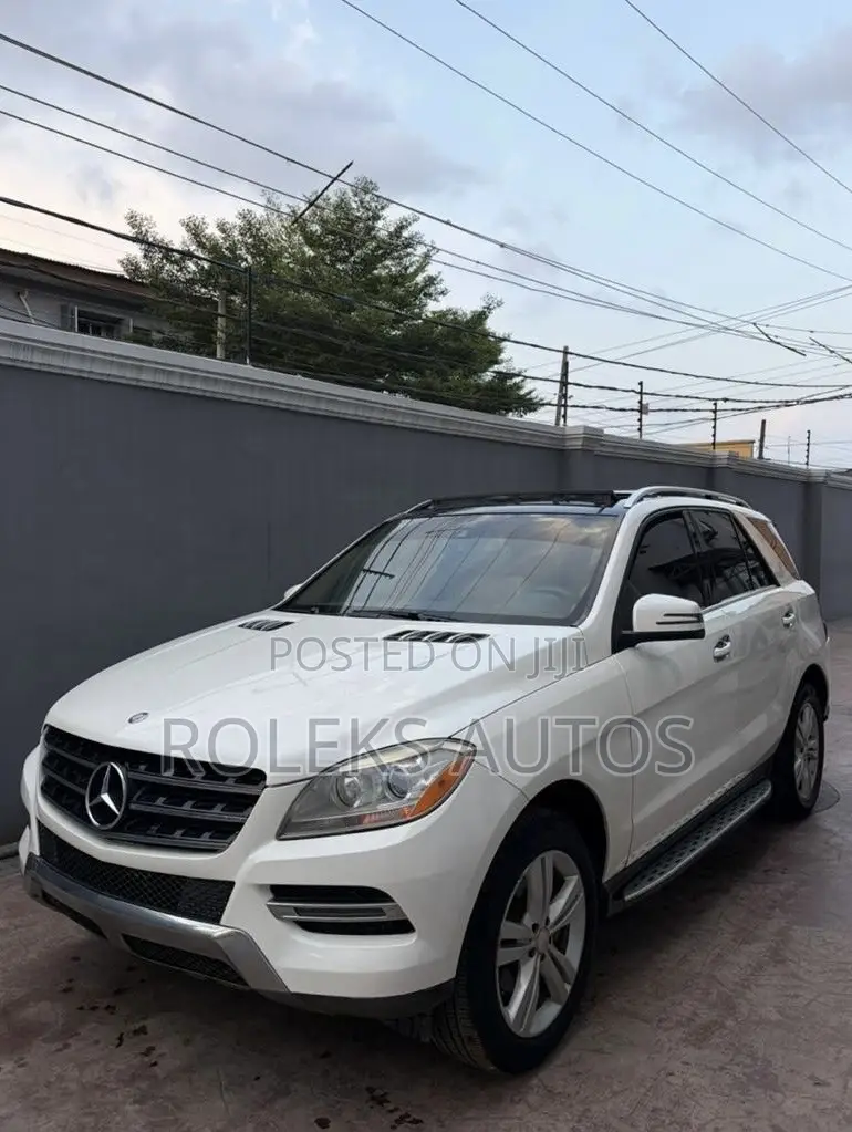 Mercedes-Benz M Class ML350 4MATIC 4dr SUV AWD (3.5L 6cyl 7A) 2014