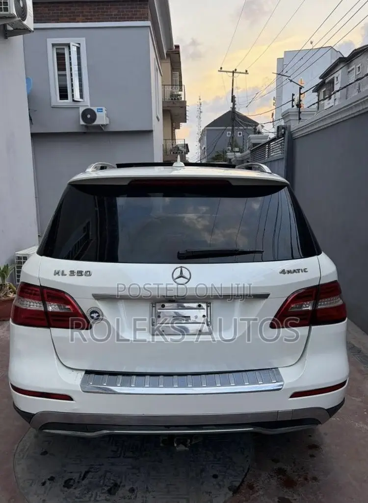 Mercedes-Benz M Class ML350 4MATIC 4dr SUV AWD (3.5L 6cyl 7A) 2014