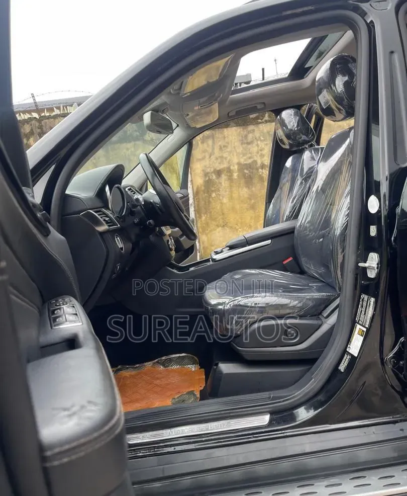 Mercedes-Benz M Class 2015 Black