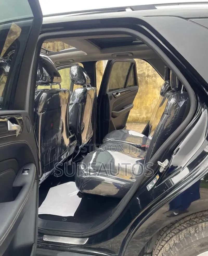 Mercedes-Benz M Class 2015 Black