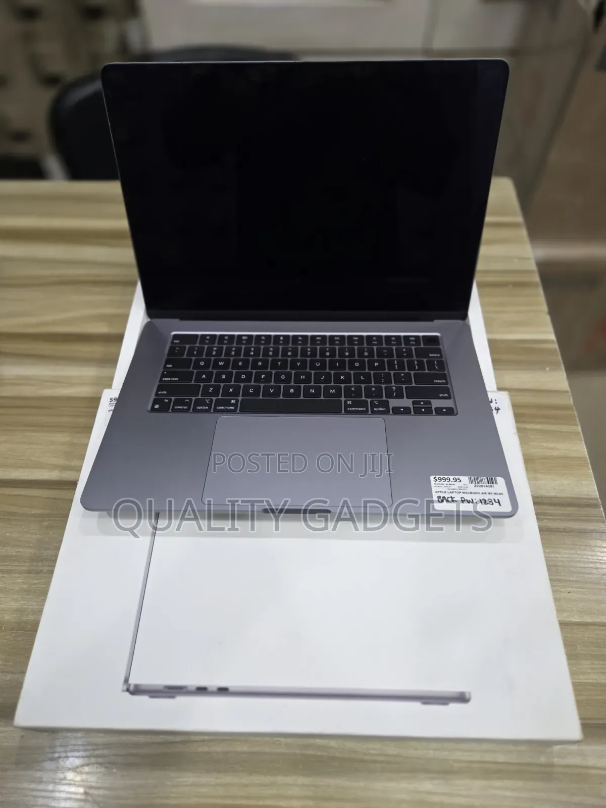 Laptop Apple MacBook Air 2024 M3 16GB Apple M3 SSD 256GB