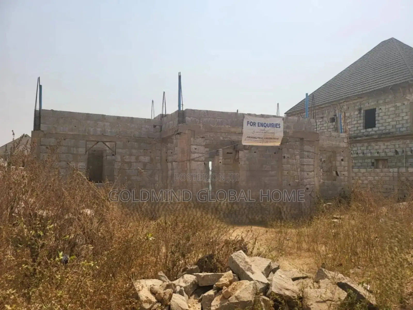 4bdrm Penthouse in Lugbe District. for sale