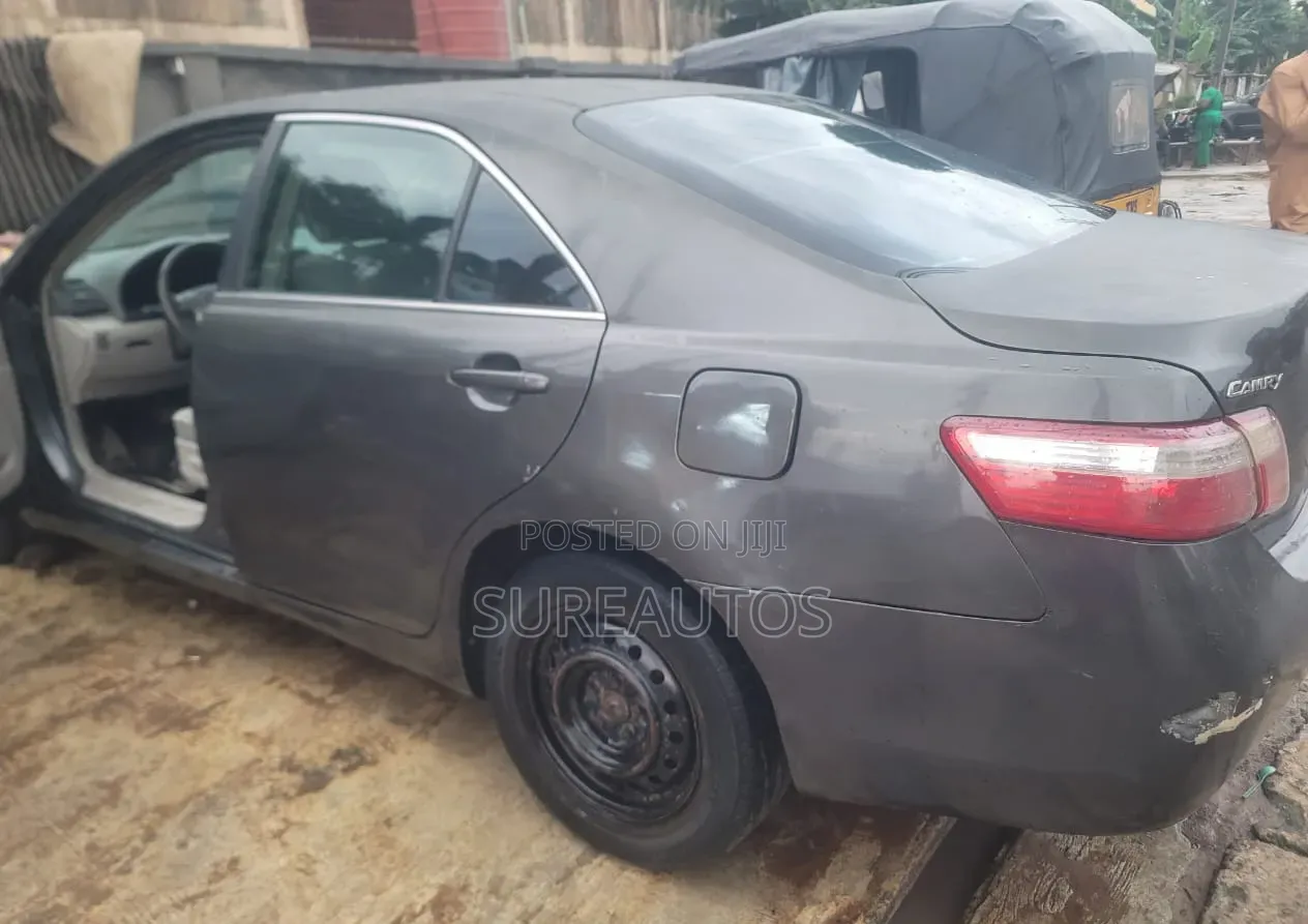 Toyota Camry 2008 Gray