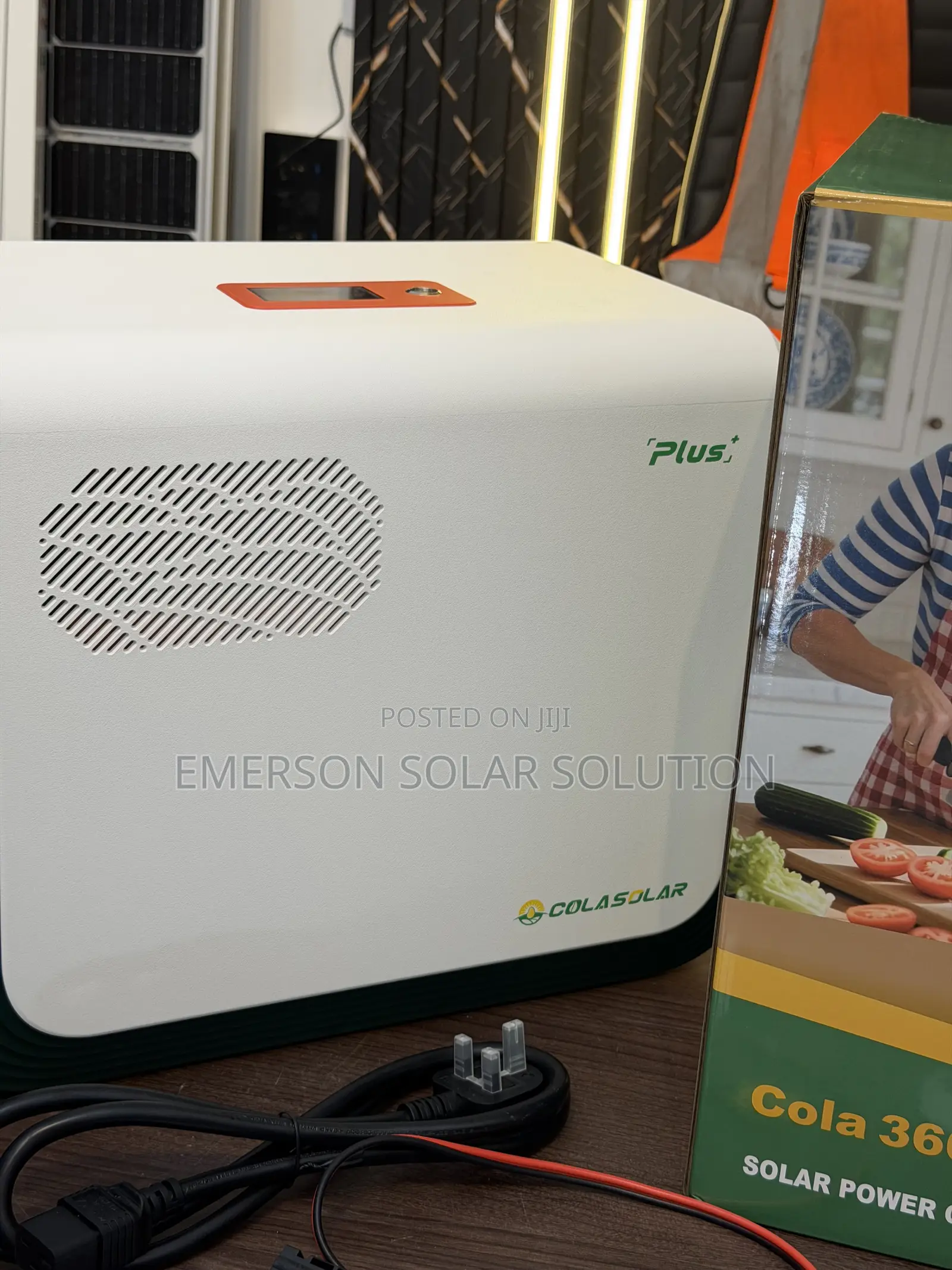 Cola Solar Generator Plus 3.6kwh/2200w