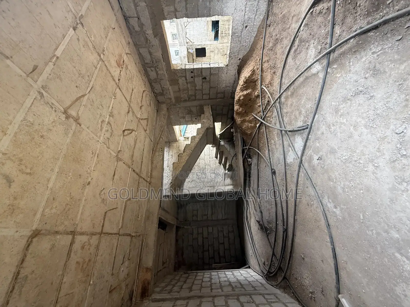 4bdrm Duplex in Lugbe District. for sale