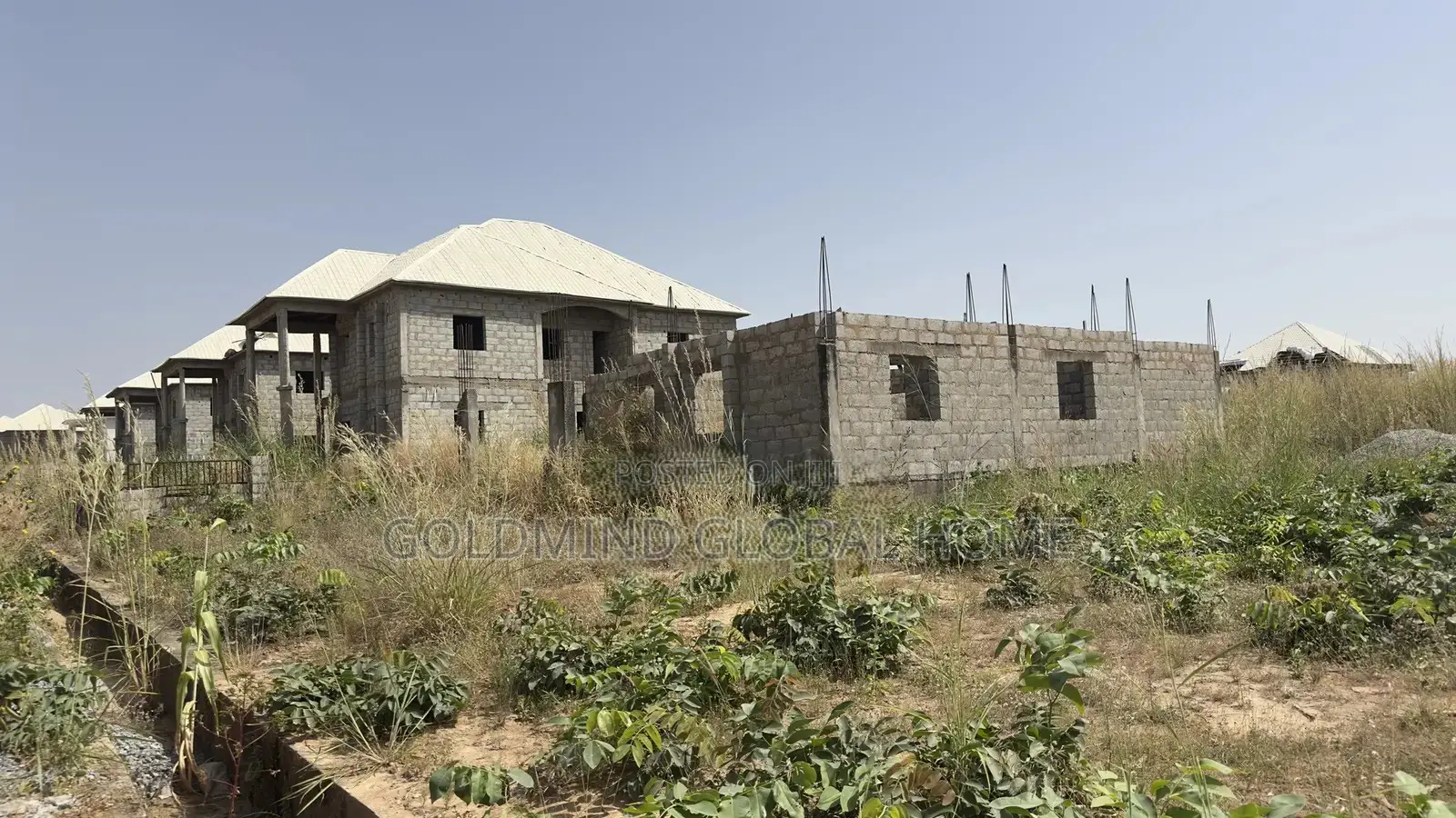 4bdrm Duplex in Lugbe District., FHA for sale
