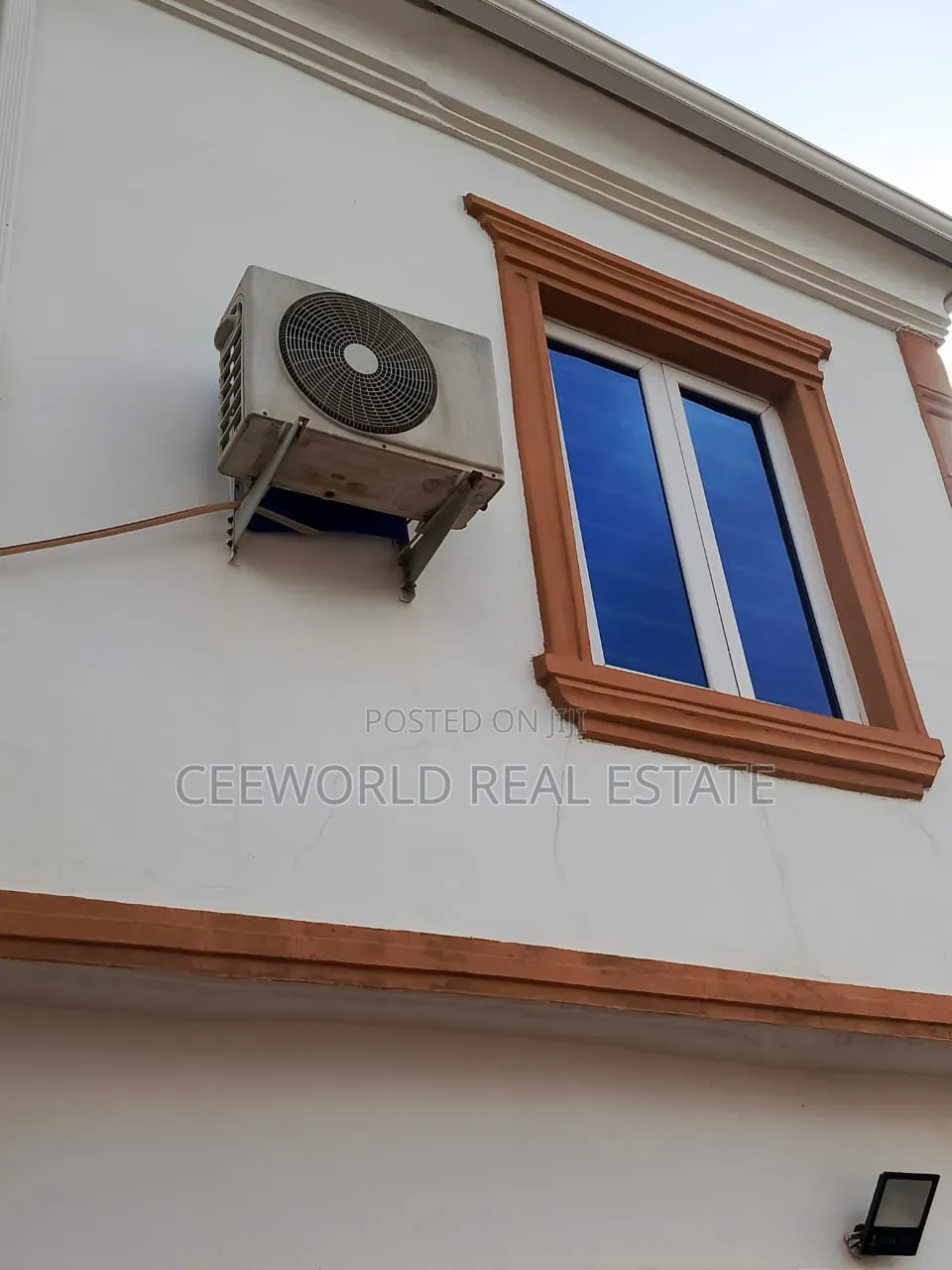 2bdrm Apartment in Airport Alakia for rent