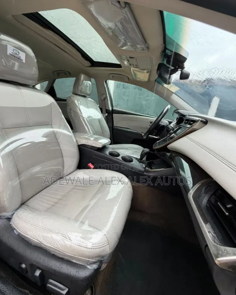Toyota Avalon 2013 White