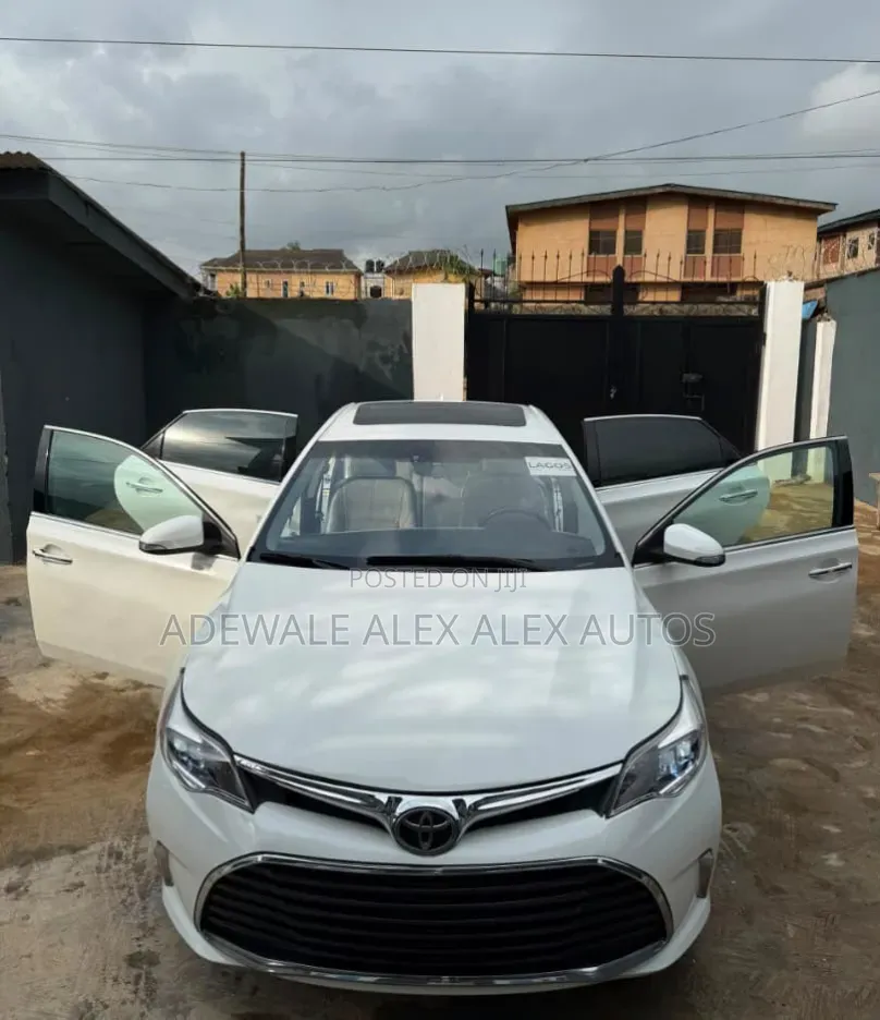 Toyota Avalon 2013 White