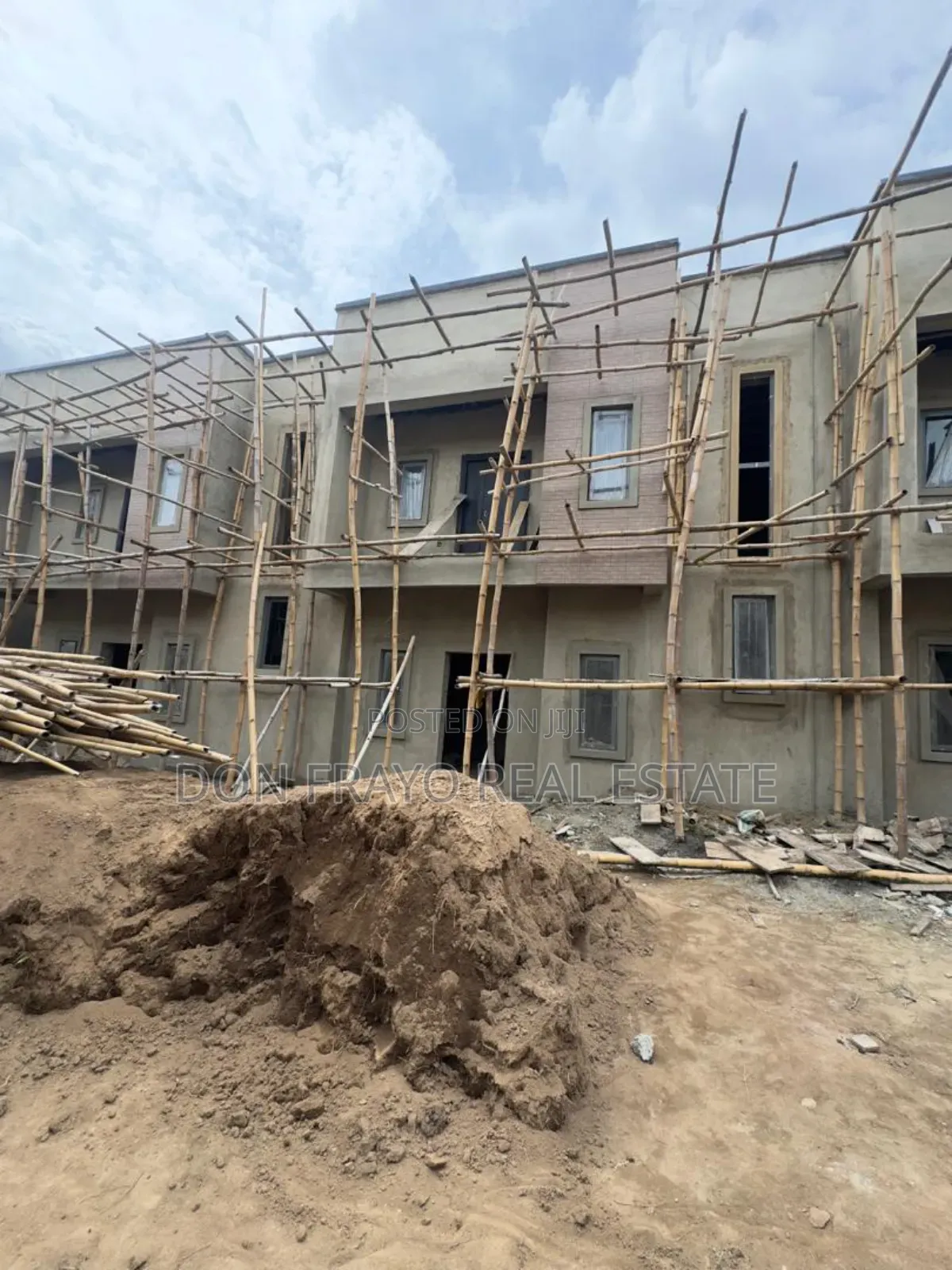 3bdrm Duplex in Omolayo Estate Akobo for sale