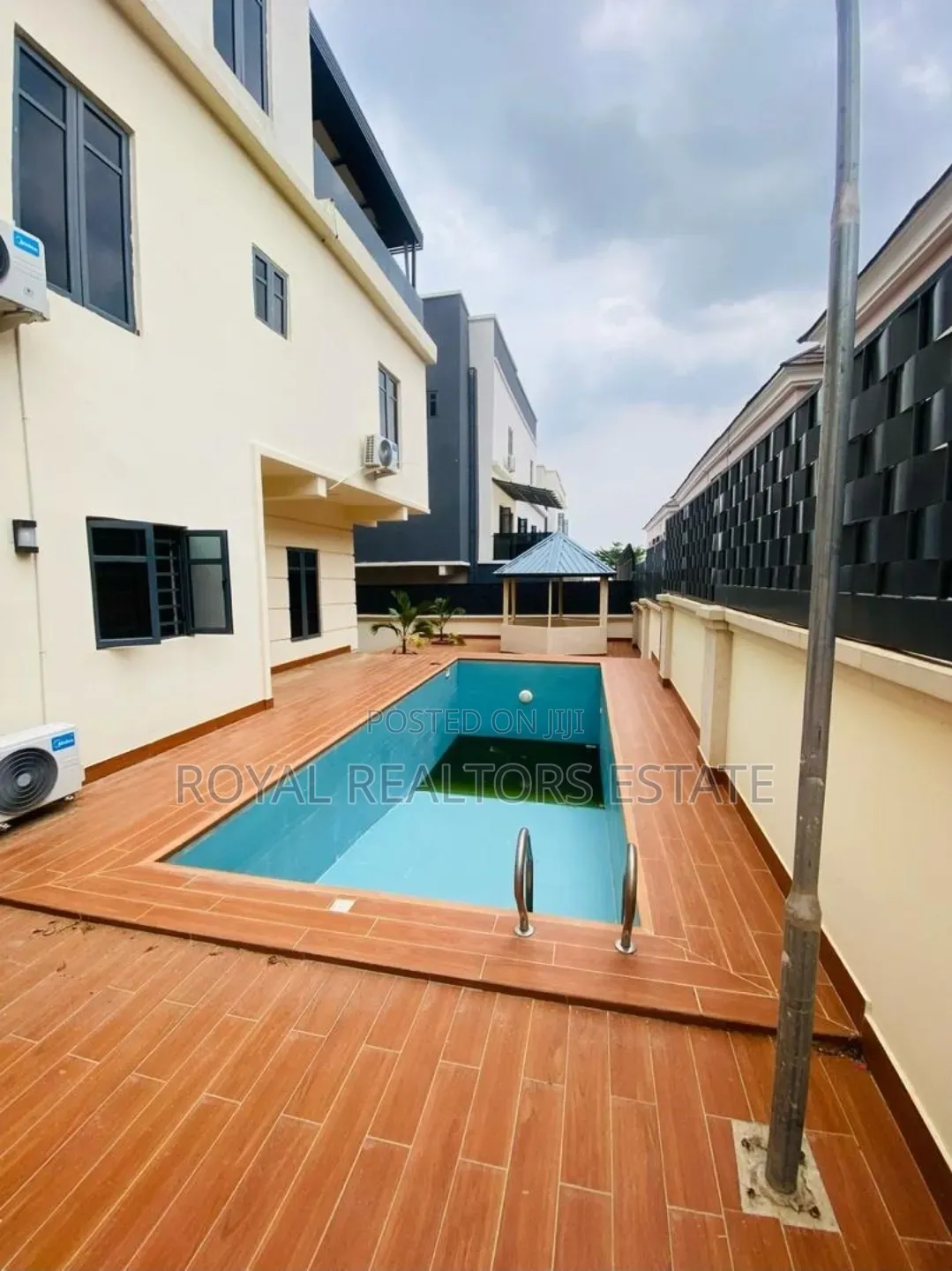 5bdrm Duplex in Katampe Extension for sale