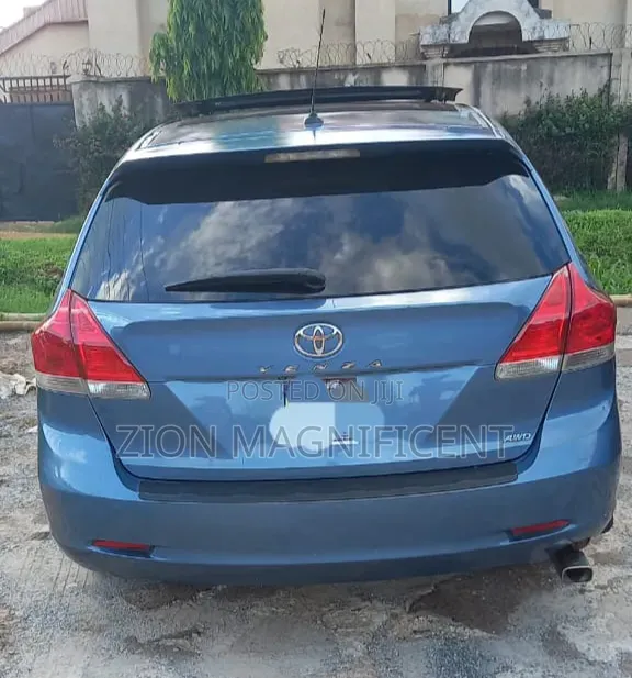 Toyota Venza 2012 Blue