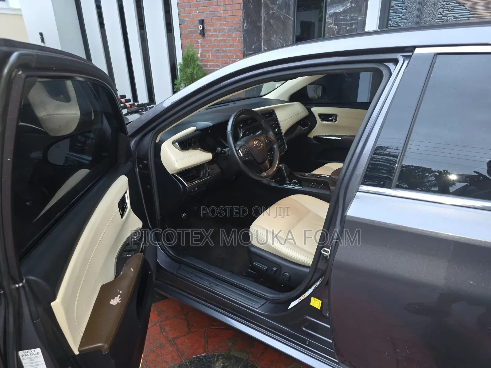 Toyota Avalon XLE 4dr Sedan (3.5L 6cyl 6A) 2015 Gray