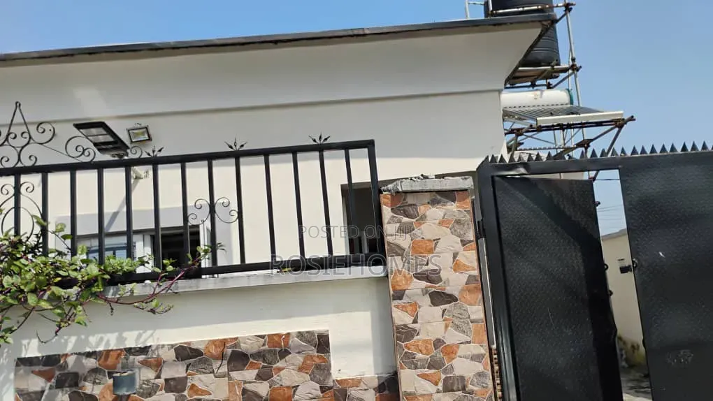3bdrm Duplex in Abraham Adesanya for sale
