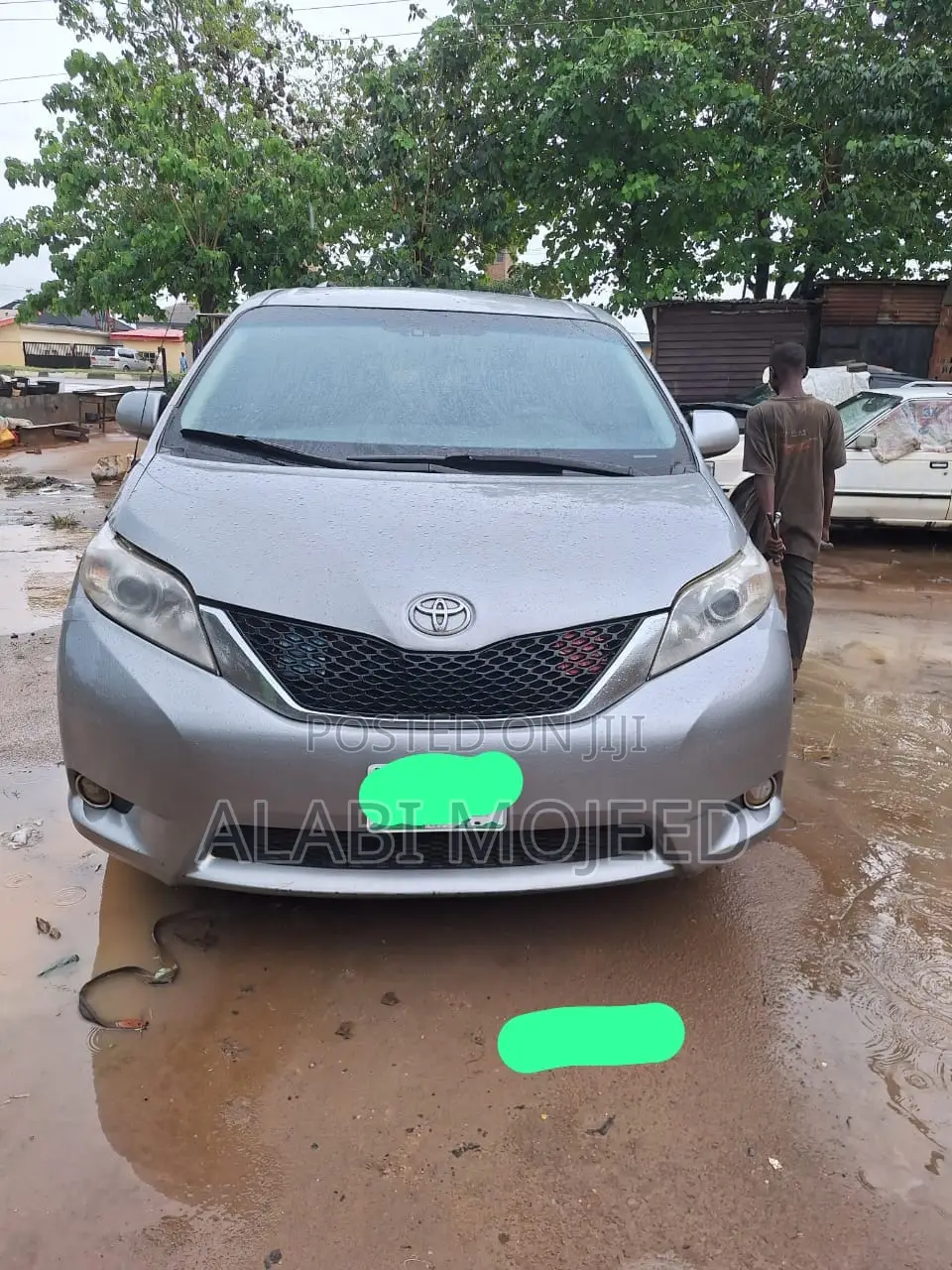 Toyota Sienna LE 8 Passenger 2012 Gray