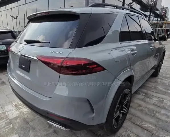 Mercedes-Benz GLE-Class GLE 450d 4MATIC 2024 Ivory