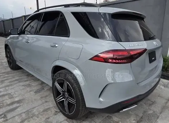 Mercedes-Benz GLE-Class GLE 450d 4MATIC 2024 Ivory