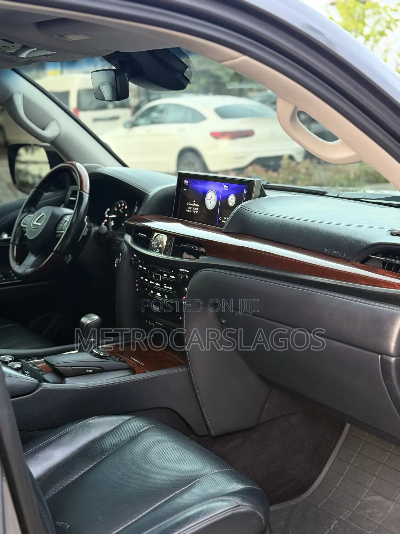 Lexus LX 570 AWD 2017 Gray